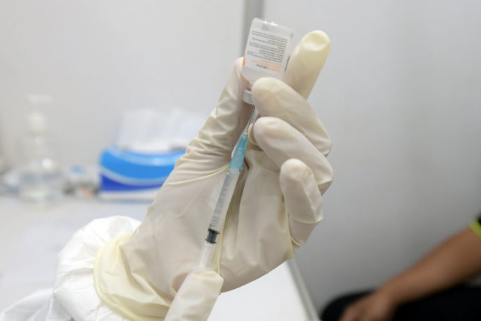 DPRD DKI Bantah Beri Vaksin Dosis Ketiga untuk Influencer