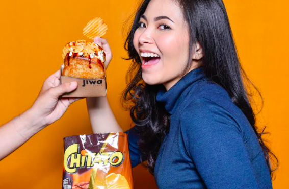 Wah! Jiwa Toast Pamer Menu Kolaborasi dengan Chitato