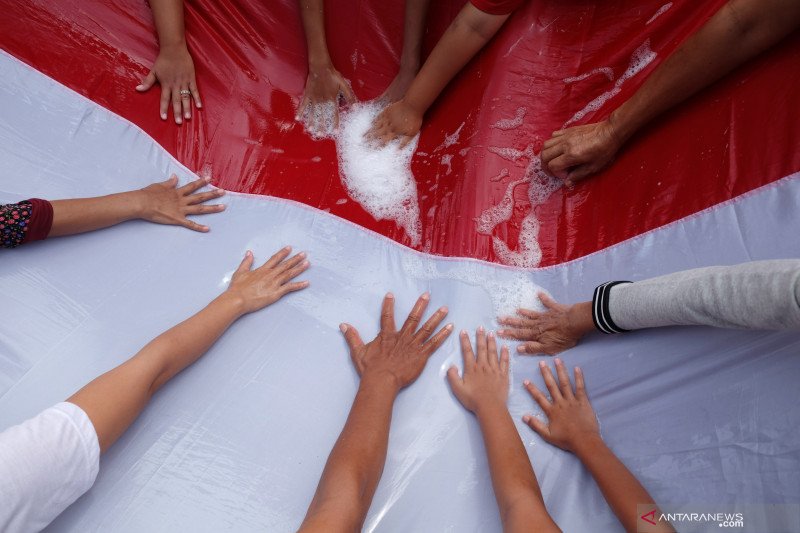 Bertumpu Solidaritas, Kekuatan Indonesia Hadapi Pandemi