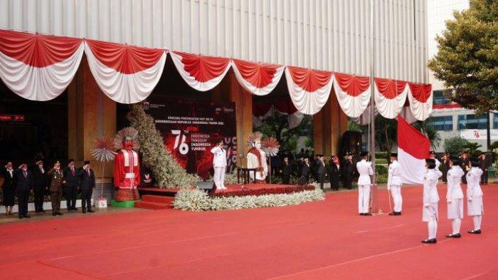 Pimpin Upacara HUT Ke-76 RI, Anies: Kesejahteraan Harus Diperjuangkan