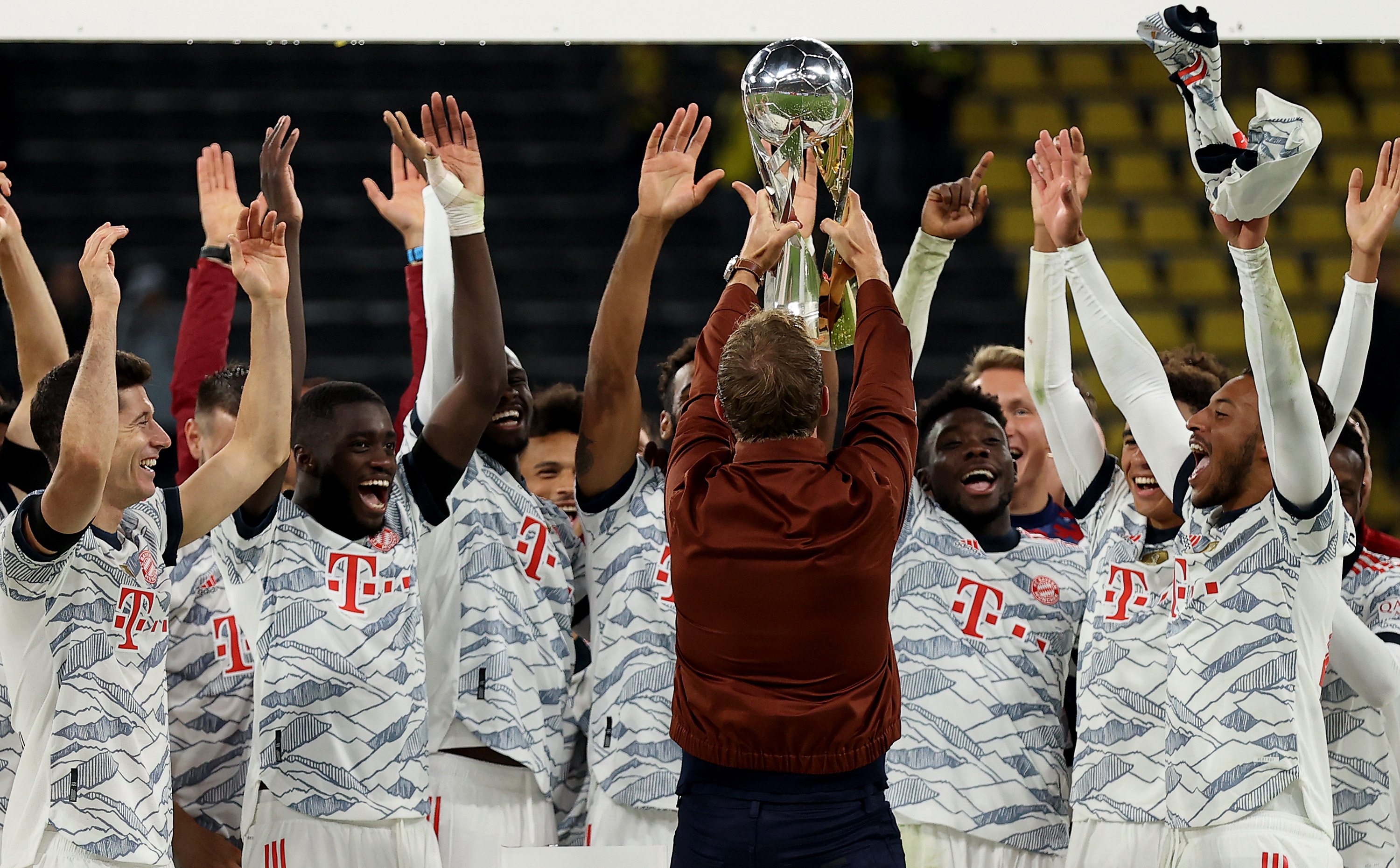 Piala Super Jerman: Trofi Perdana Nagelsmann, Lewandowski Gak Ada Matinya!