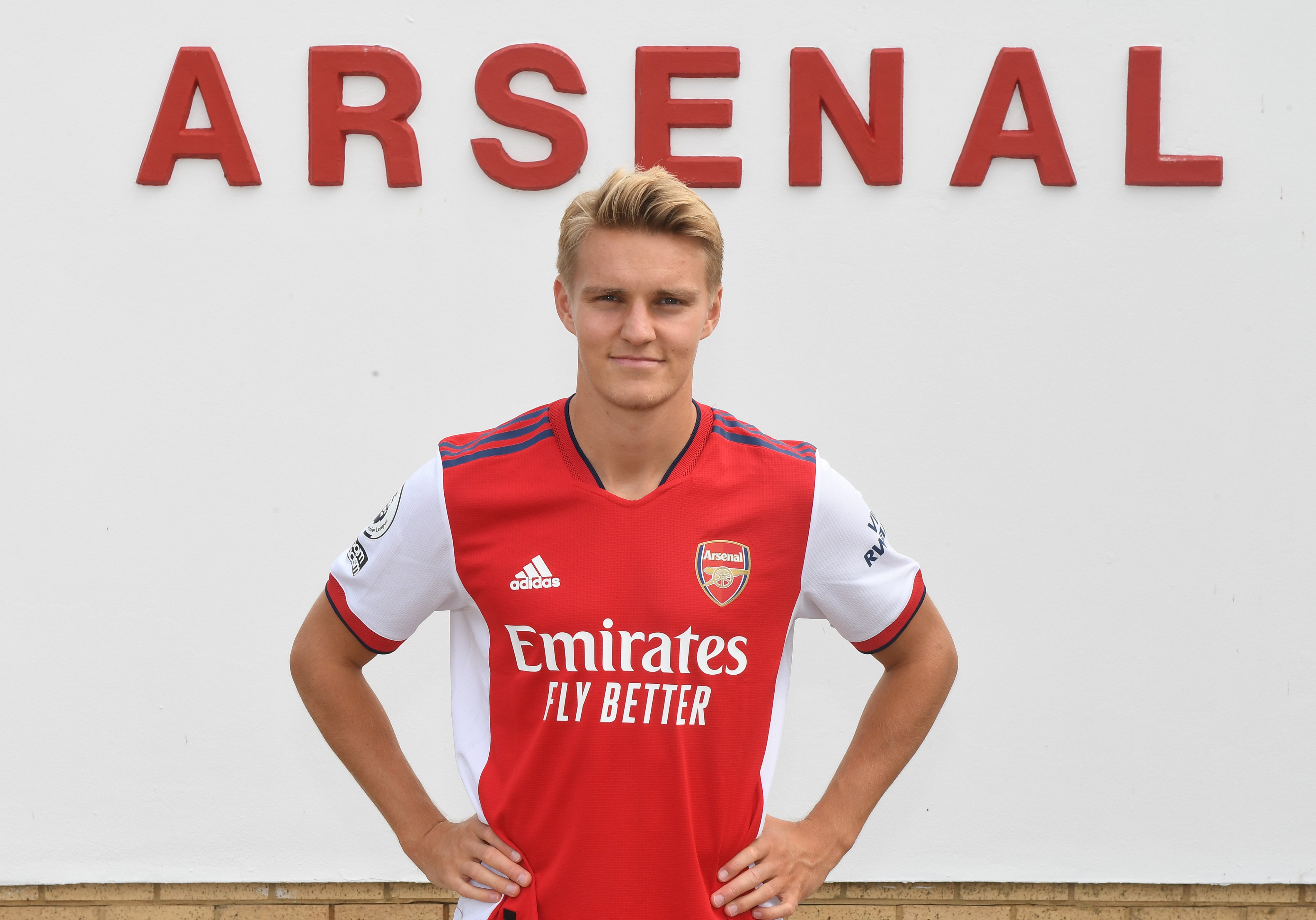 Resmi! Arsenal Kontrak Permanen Martin Odegaard