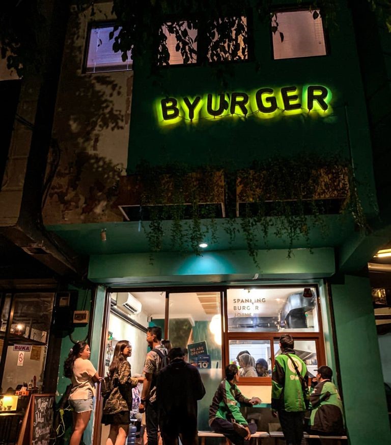 1632199853-byurger-outlet.jpg