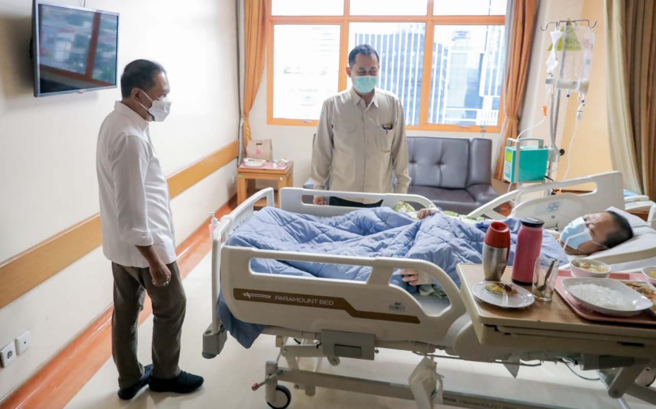 Presiden Jokowi Beri Bantuan Rp 100 Juta untuk Perawatan Verawaty Fajrin