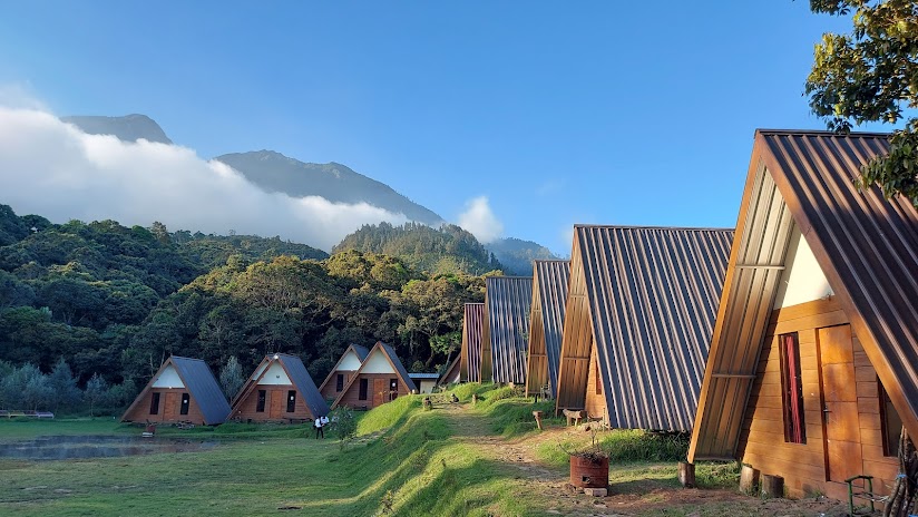 Menginap di Super Camp Sakura Hills, Suasananya Mirip Swiss
