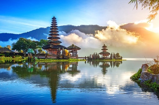 Penerbangan Internasional Perdana Tiba di Bali, Ini Kata Kemenparekraf