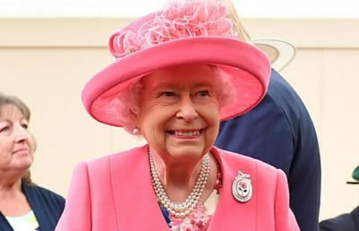 Ratu Elizabeth II Meninggal Dunia di Usia 96 Tahun