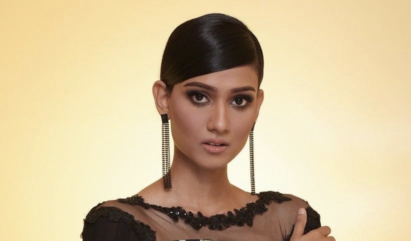 Klaim Batik dari Negaranya, Miss World Malaysia Minta Maaf