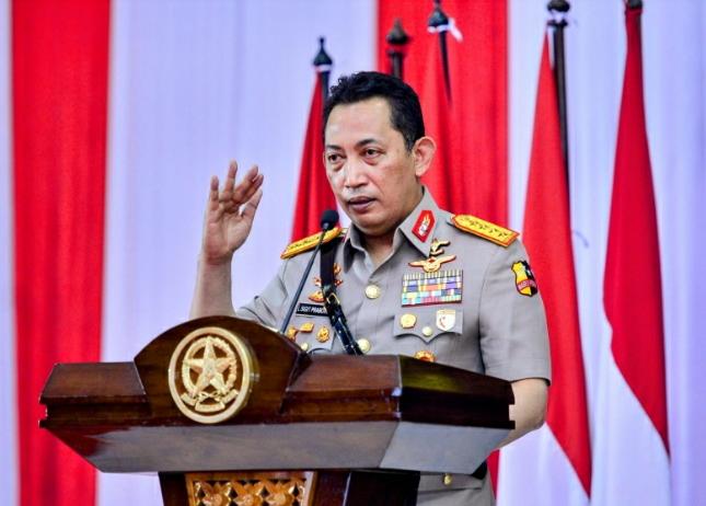 Kapolri Mutasi Sejumlah Perwira, Ada Sespri SBY hingga Firli Bahuri