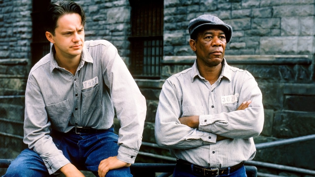 1635751250-Morgan-Freeman-dan-Tim-Robbins-in-The-Shawshank-Redemption-(1994)-(Netflix.com).jpg