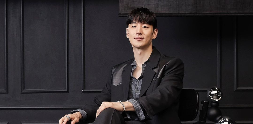 Lee Ji Hoon Dituding Ancam Staf di Lokasi Syuting 'Sponsor' Lewat Teman