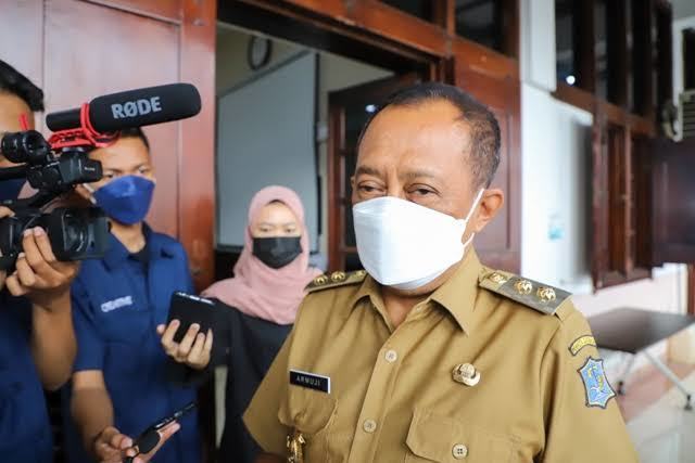 Wali Kota Surabaya Ajak Warga Gotong Royong Hadapi Cuaca Ekstrem