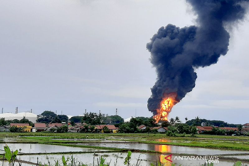 Roundup 14 November, Kilang Cilacap Terbakar hingga Larissa Chou VS Henny Rahman