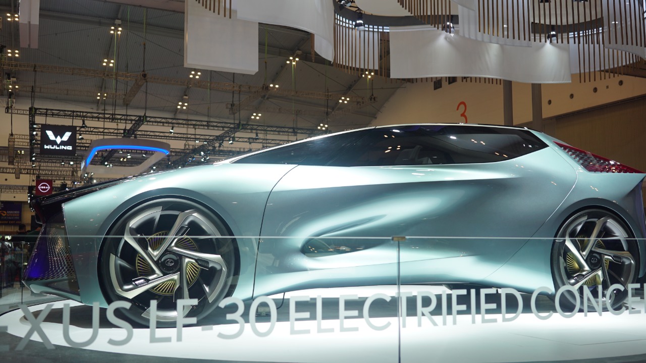 Curi Perhatian, Lexus LF-30 Electrified Concept Unjuk Gigi di GIIAS 2021