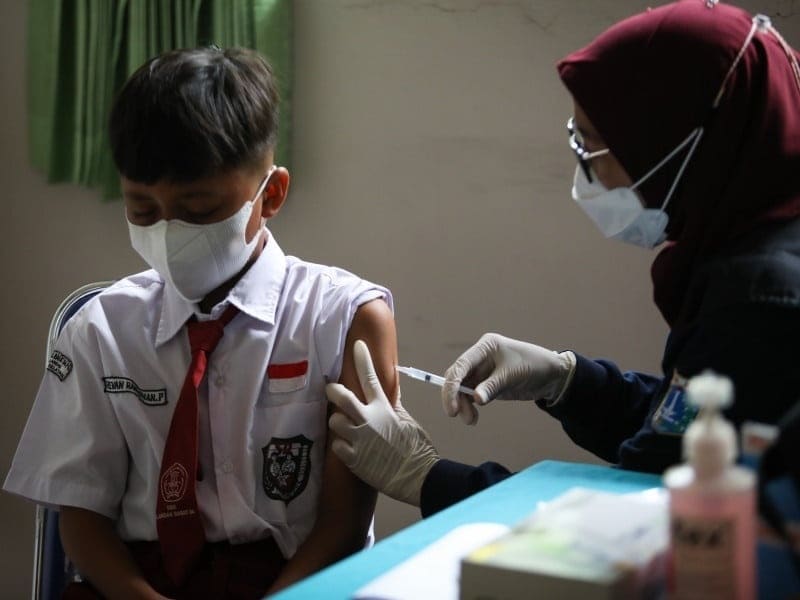 Persyaratan Vaksin COVID-19 untuk Usia 6-11 Tahun di DKI Jakarta