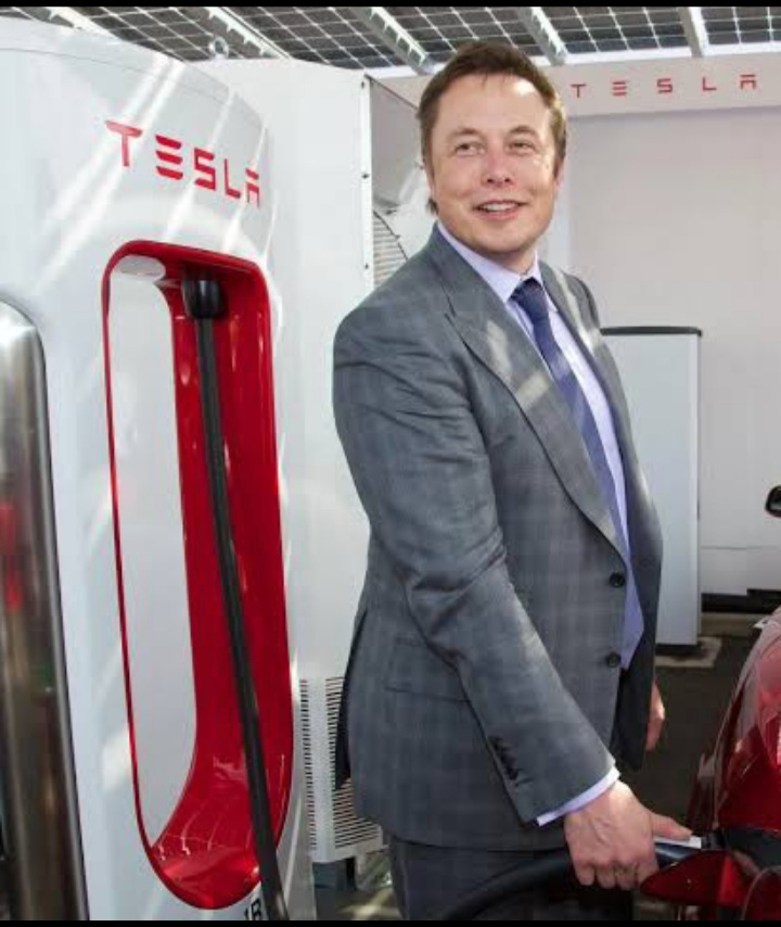 ElonMusk.jpg