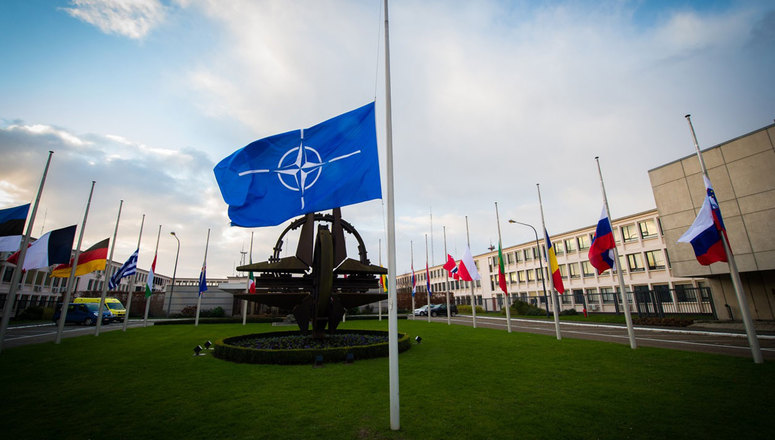 Mengenal NATO yang Hadir di Tengah Konflik Ukraina dan Rusia