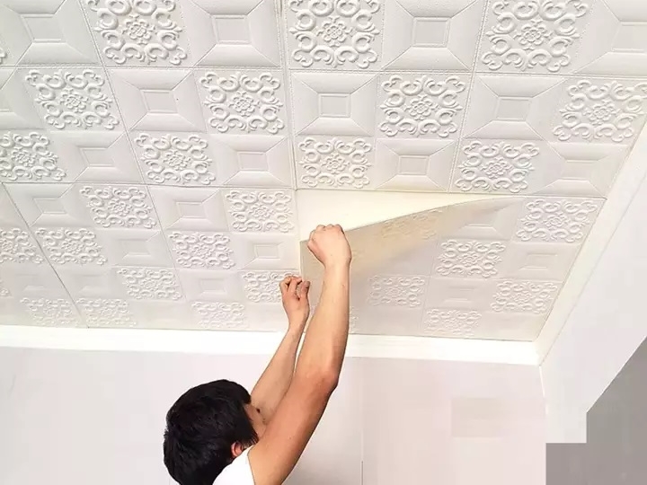 Cara Mudah Memasang Wallpaper Plafon Rumah Sendiri