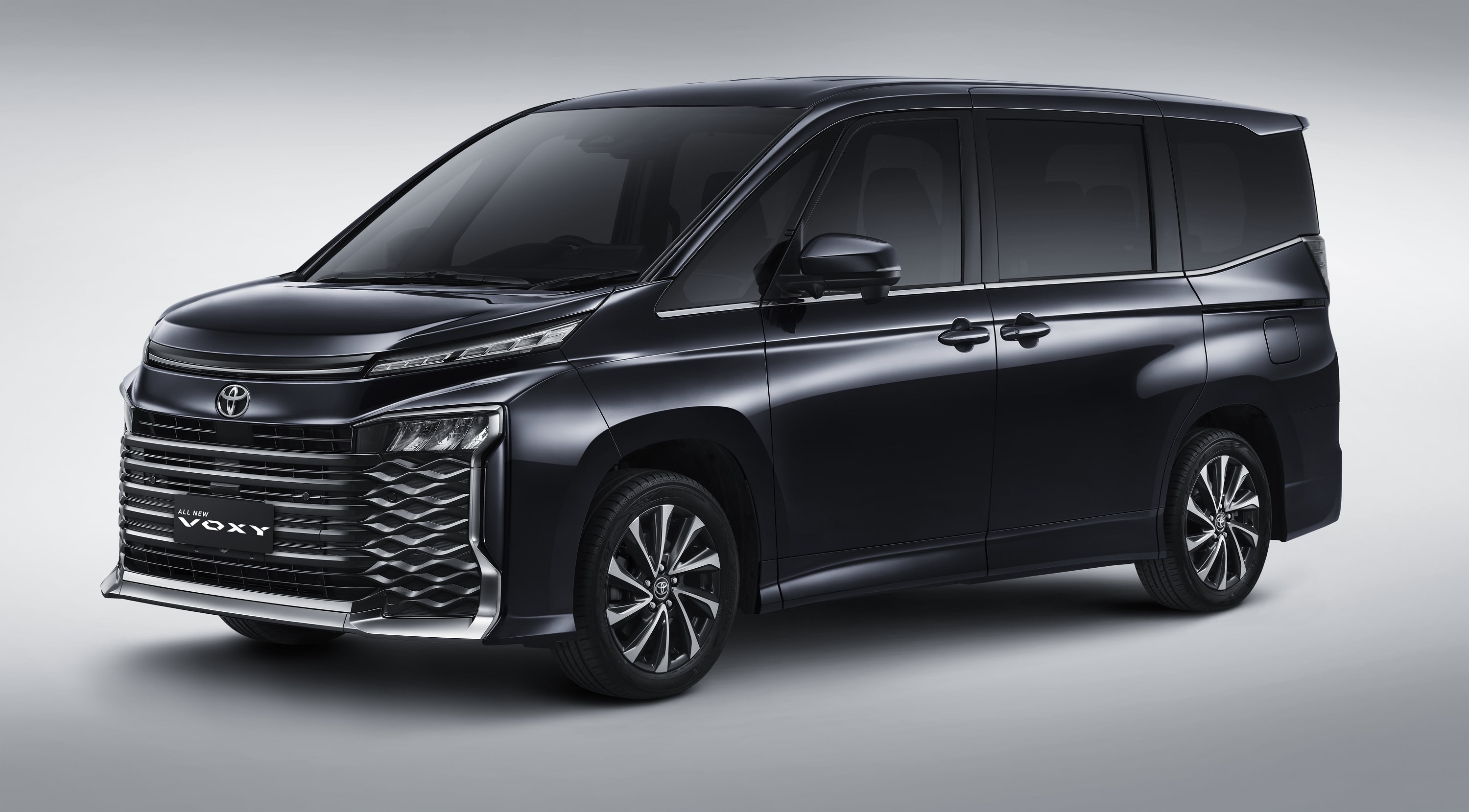 Pakai Fitur Tss Ini Spesifikasi Lengkap Toyota All New Voxy