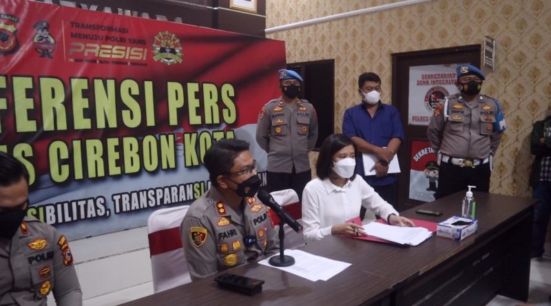 Fakta Kasus Nurhayati, Pelapor Dugaan Korupsi di Cirebon yang Jadi Tersangka