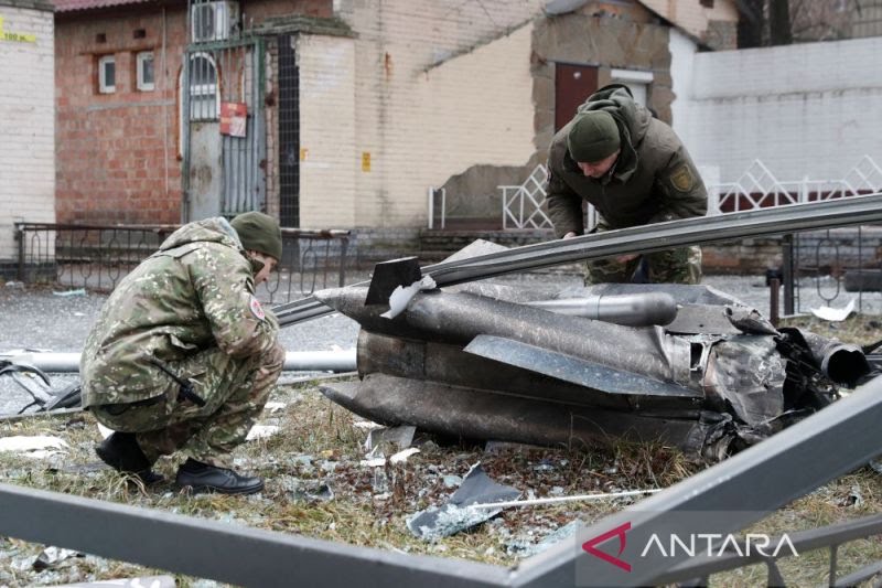 Selain Kiev, Militer Rusia Serang Beberapa Wilayah di Ukraina