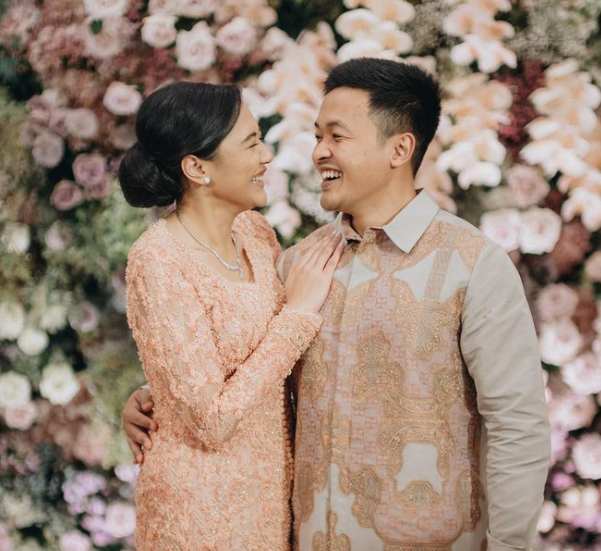 Putri Tanjung Resmi Dilamar Kekasih, Rencana Menikah Akhir Maret