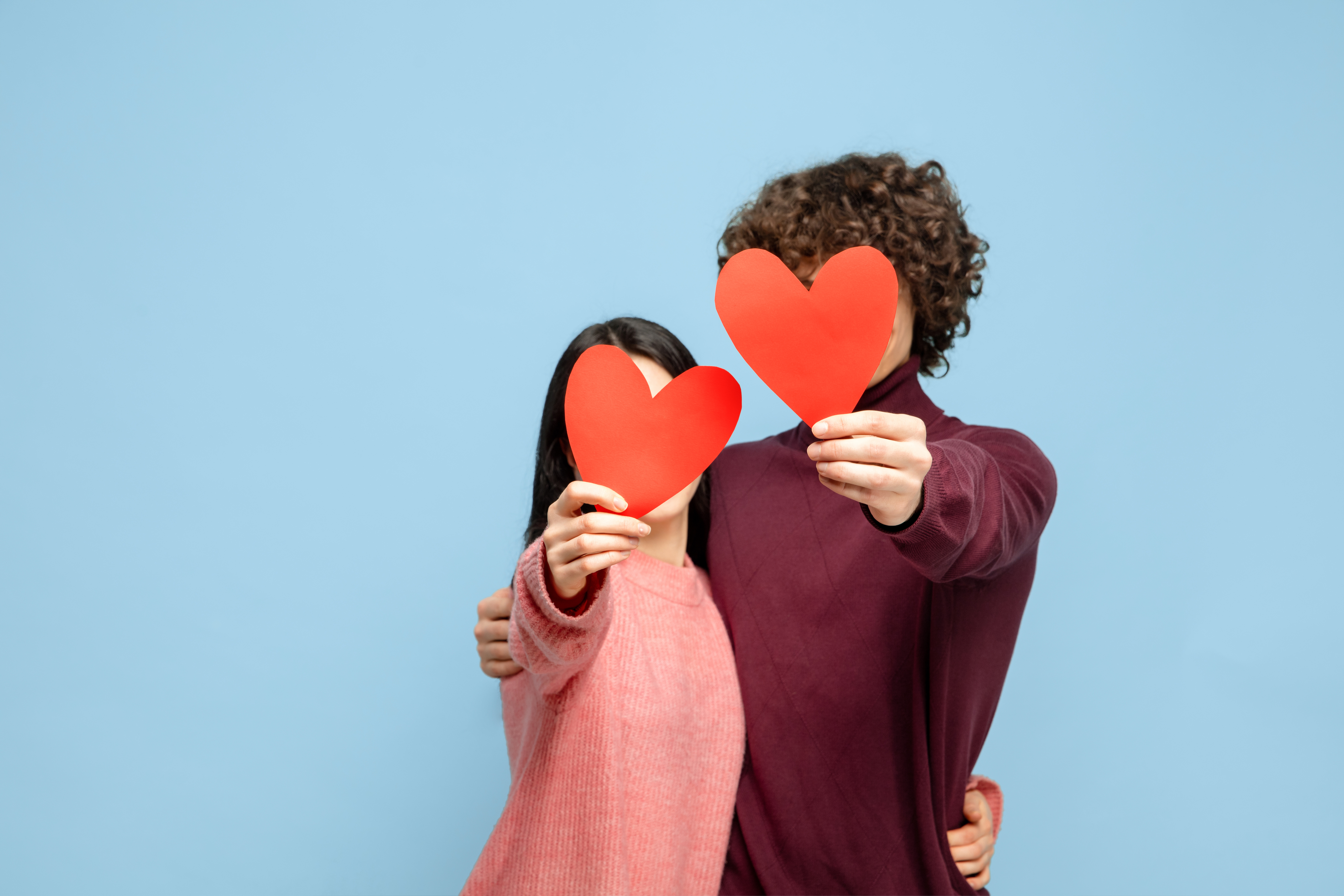 1646655024-Couple.jpg