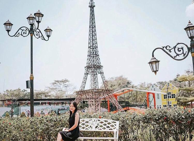 Ada di Indonesia, Ini 5 Rekomendasi Wisata dengan Suasana Paris