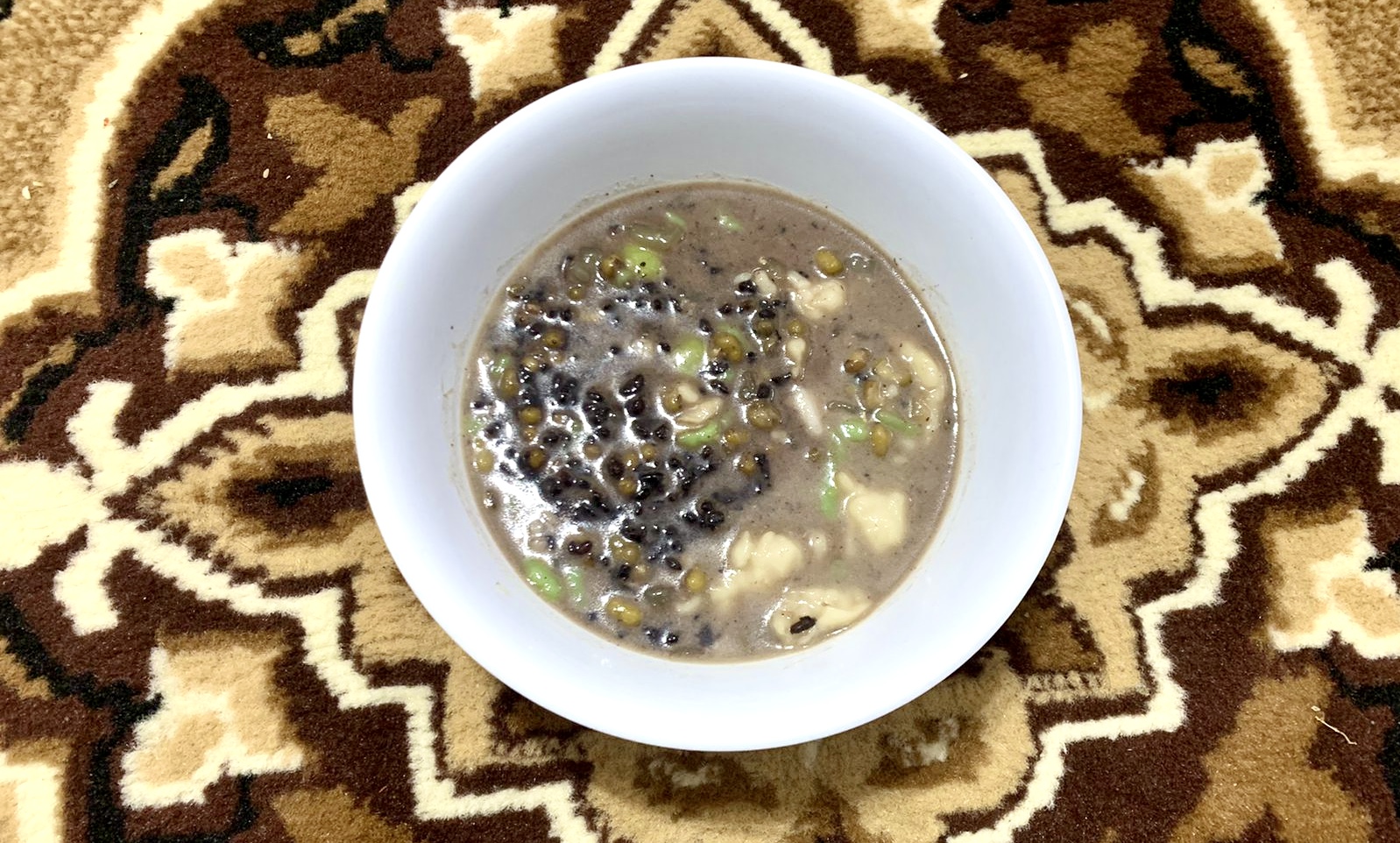 Review Bubur Kampiun, Sajian Takjil Khas Minang