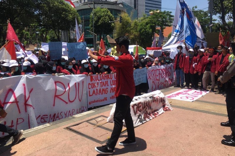 Dukung Aksi BEM SI, Aliansi BEM Surabaya Bakal Geruduk DPRD Jatim pada 14 April