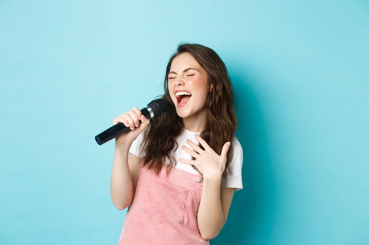 5 Manfaat Hobi Menyanyi, Salah Satunya Kurangi Kebiasaan Mendengkur