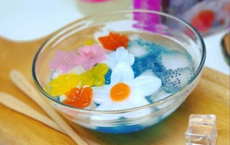 Es Mie Jelly, Takjil Segar Anti Mainstream yang Patut Dicoba!