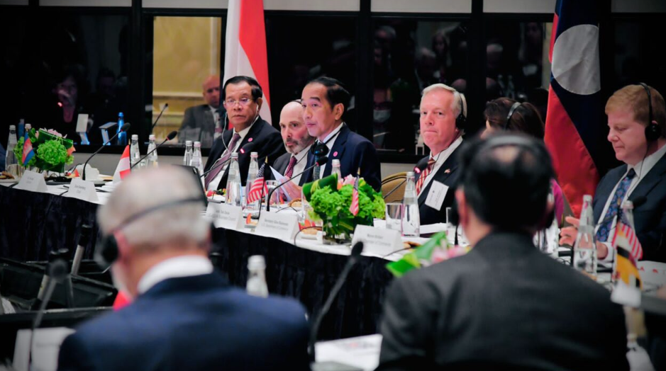 Bertemu Pengusaha AS, Jokowi Pamer Kekayaan Tambang Indonesia