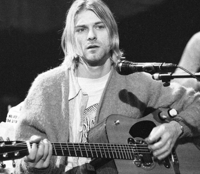 Gitar Kidal Kurt Cobain Laku Terjual Rp 65 Miliar