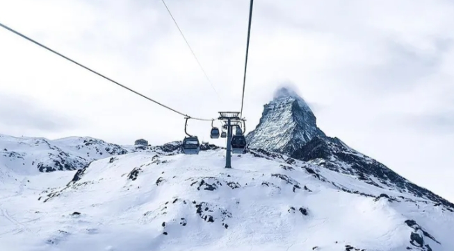 1653646793-Gunung-Matterhorn.jpg
