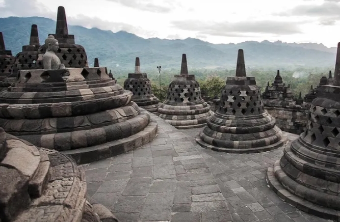 Tiket Candi Borobudur Batal Naik, Tetap Rp 50 Ribu dan Pengunjung Dibatasi