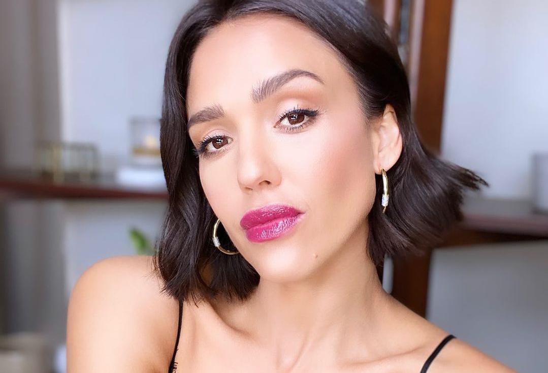 Yahoo Gaet Aktris Jessica Alba Jadi Direksi