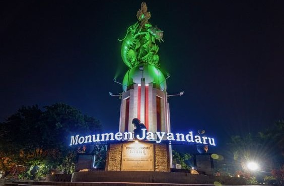 1657006400-Monumen-Jayandaru.jpeg