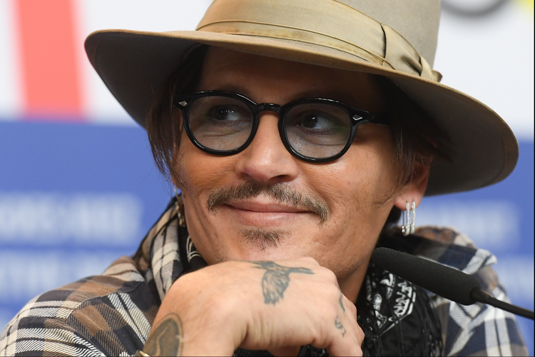 Johnny Depp Balik Main Film Lagi, Perankan Raja Louis XV