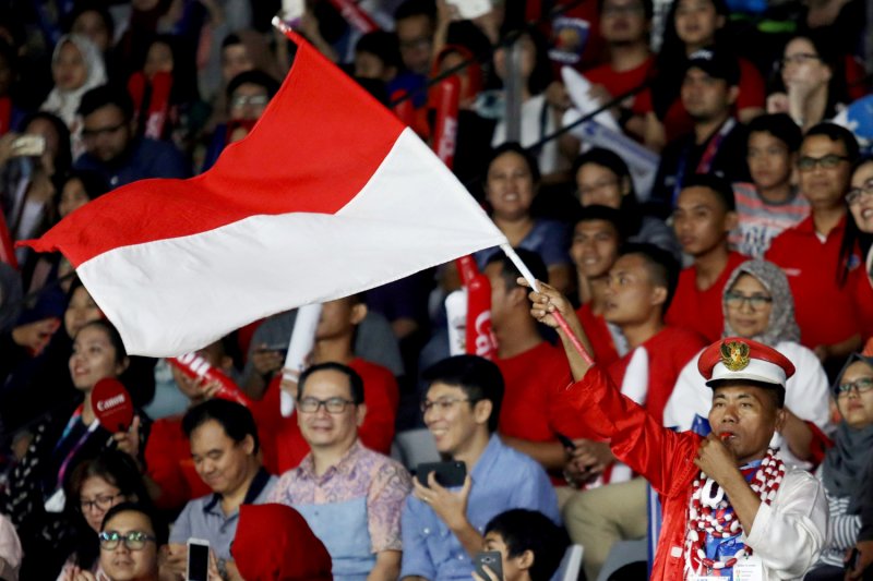 Mengenal Pak Yanto, Sosok Legend Suporter Bulutangkis Indonesia