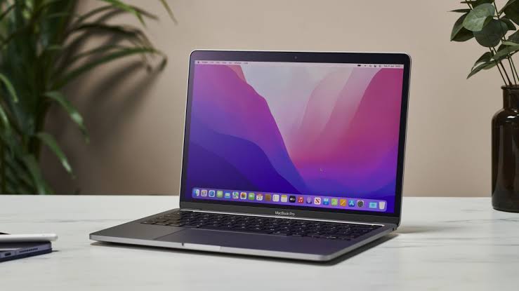 Segini Harga MacBook Pro M2 Di Indonesia