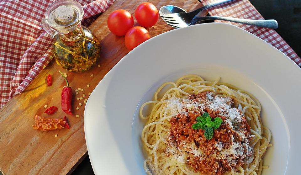 Berburu Kuliner Italia, Yuk! Icip Pasta Homemade Berbahan Premium