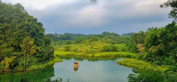 1659346120-Danau-lido.jpg