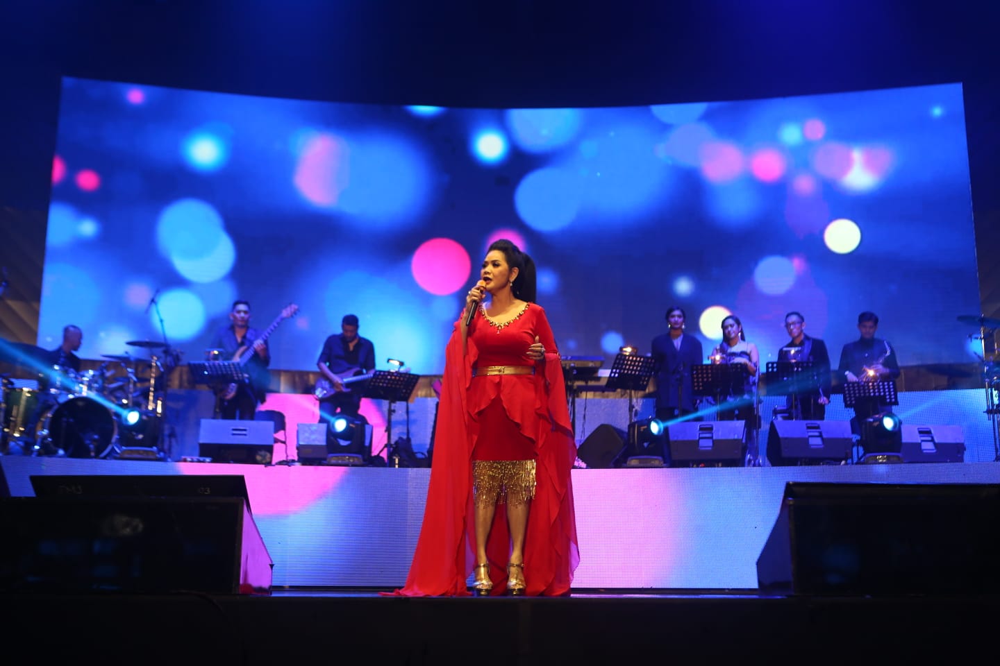 Vina Panduwinata Gelar Konser 40 Tahun Berkarier, Berapa Harga Tiketnya?