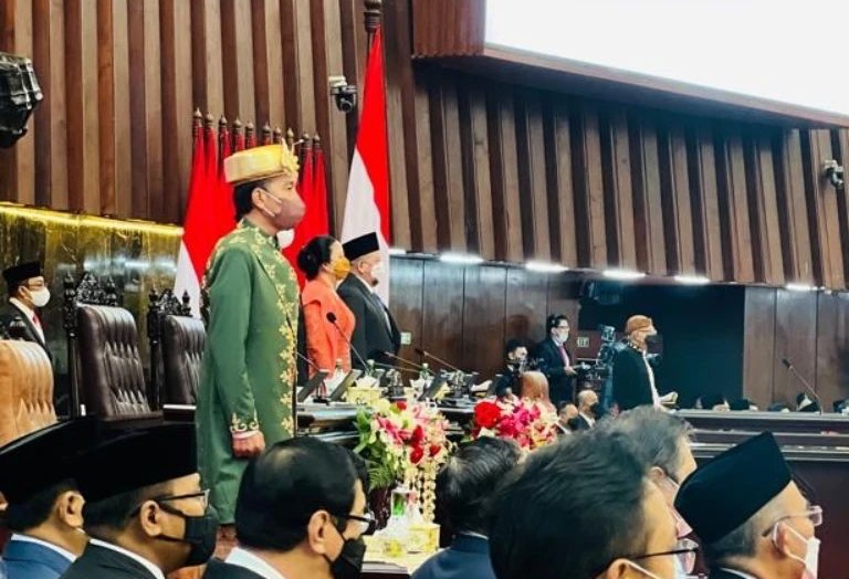 Pidato Kenegaraan, Presiden Jokowi Pakai Baju Paksian Asal Babel