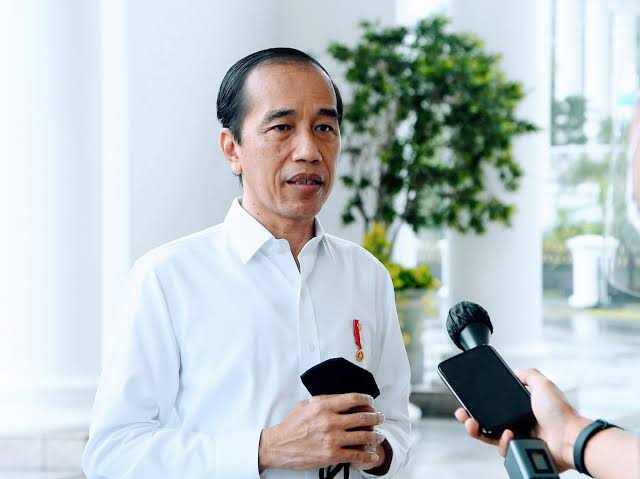 Jokowi Disuntik Booster Dosis Kedua, Pakai Vaksin Indovac