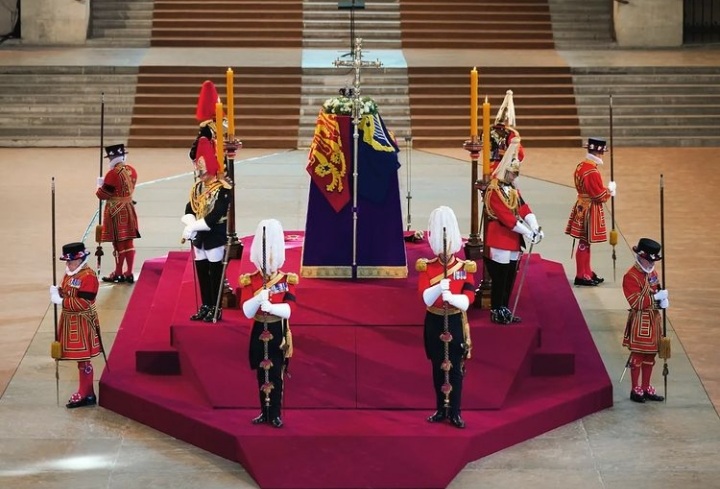 Besok Prosesi Pemakaman Ratu Elizabeth II, Simak Rangkaian Jadwalnya