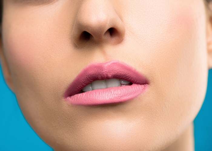 1663665517-Ilustrasi-Lipstick-Pink.jpg