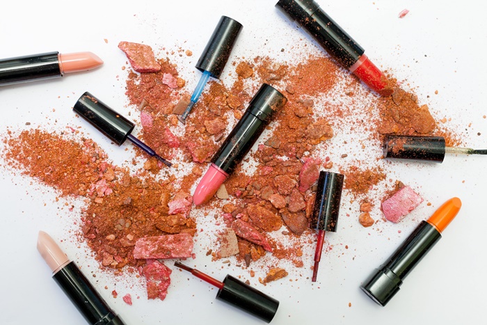 Terungkap, Pilihan Warna Lipstik Ternyata Bisa Cerminkan Karakter 