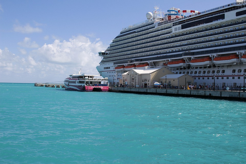 Viral Paket Wisata ke Segitiga Bermuda Full Refund Jika Hilang, Tertarik?